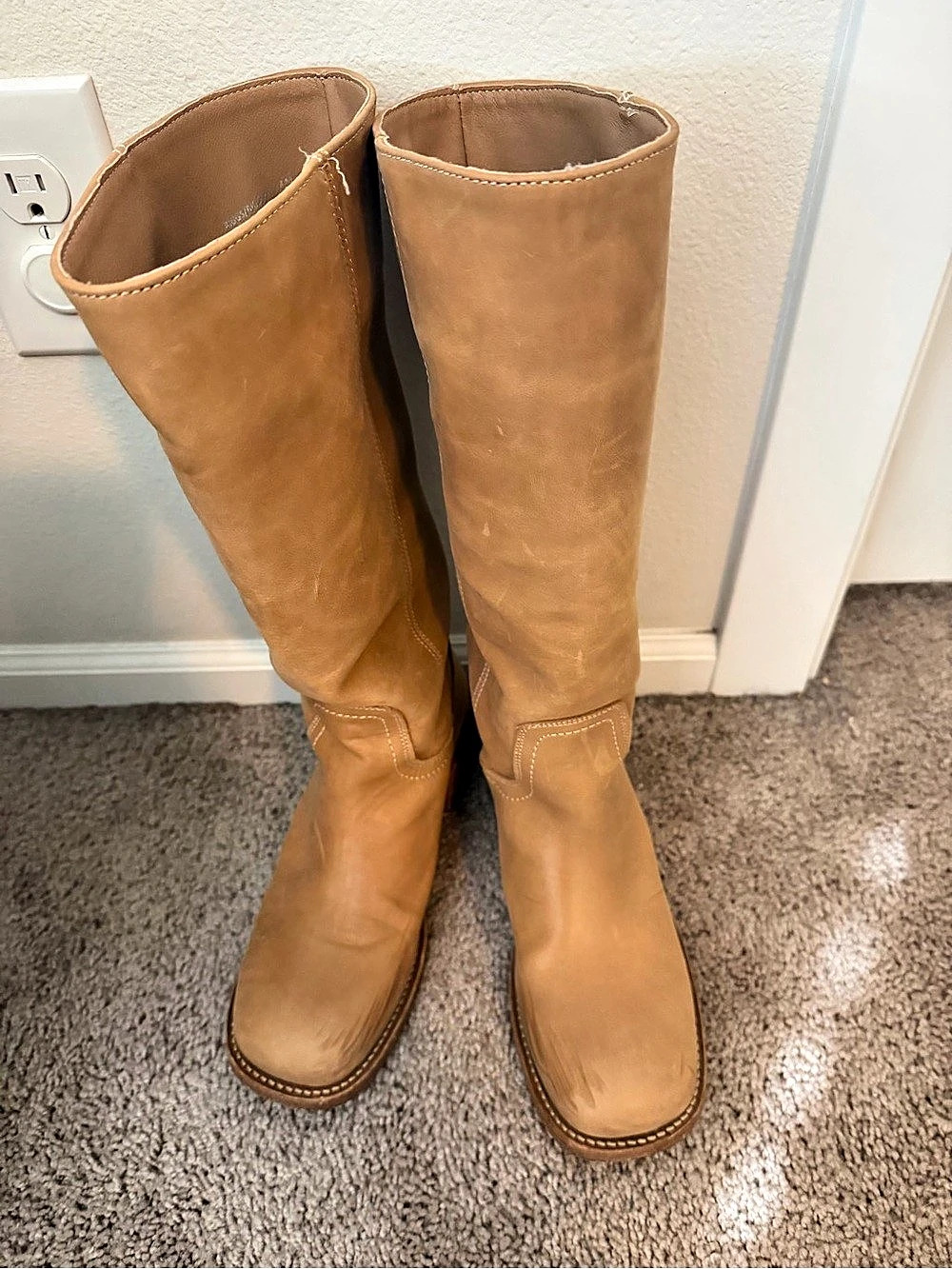 Steve Madden Riggs Banana Leather Boots